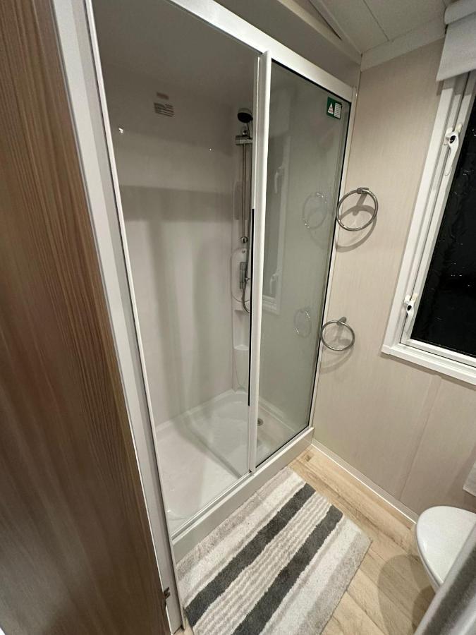 MelidenLuxurious 6 Berth Swift Bordeaux On Lyons Robin Hood Rhyl别墅 外观 照片